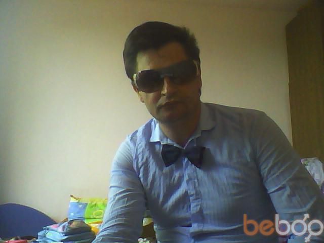  1047558  Viorel, 78 ,    