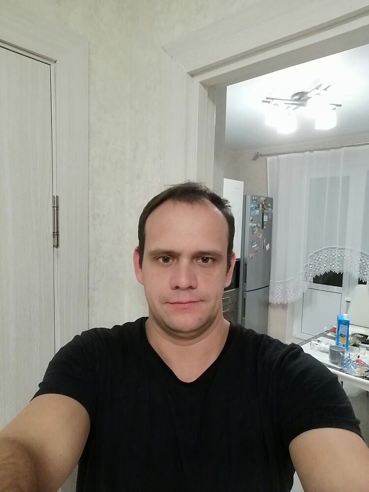  21607988  , 39 ,    