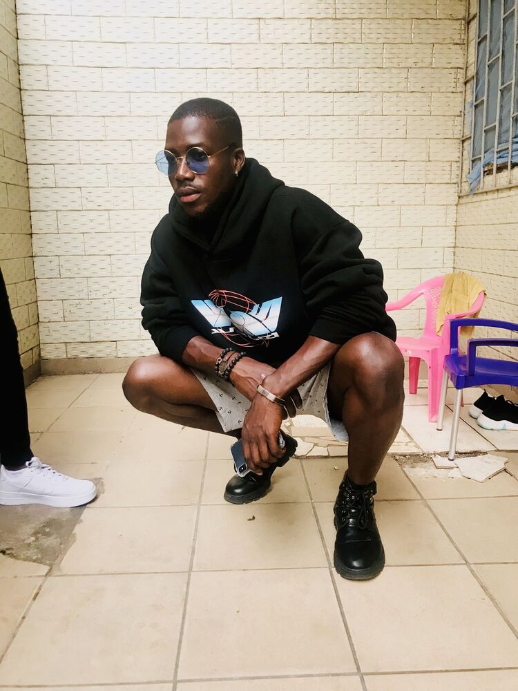  ,   Koffi, 26 ,   ,   