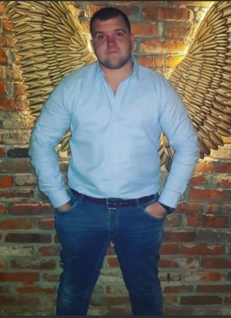  35693178  , 32 ,    