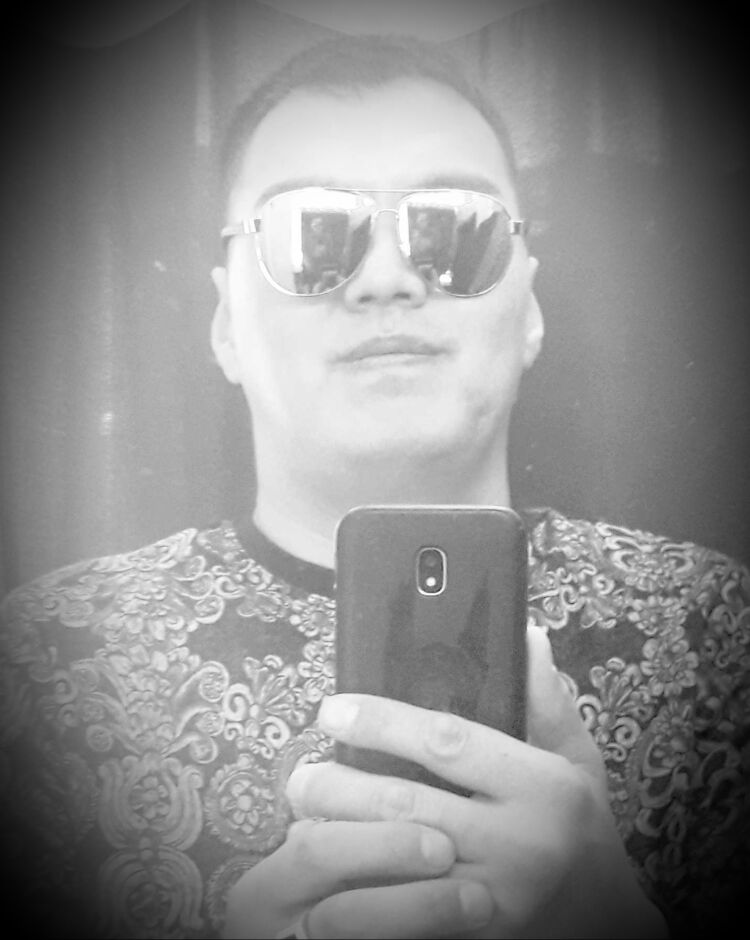  23299798  Kair, 32 ,    