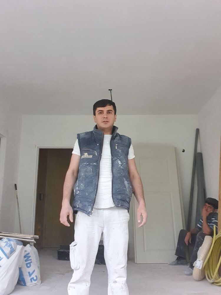  23699858  , 47 ,    