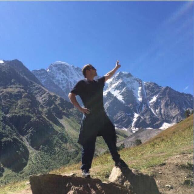  52791328  , 37 ,    