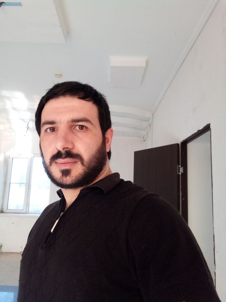  ,   Ruben, 37 ,   ,   