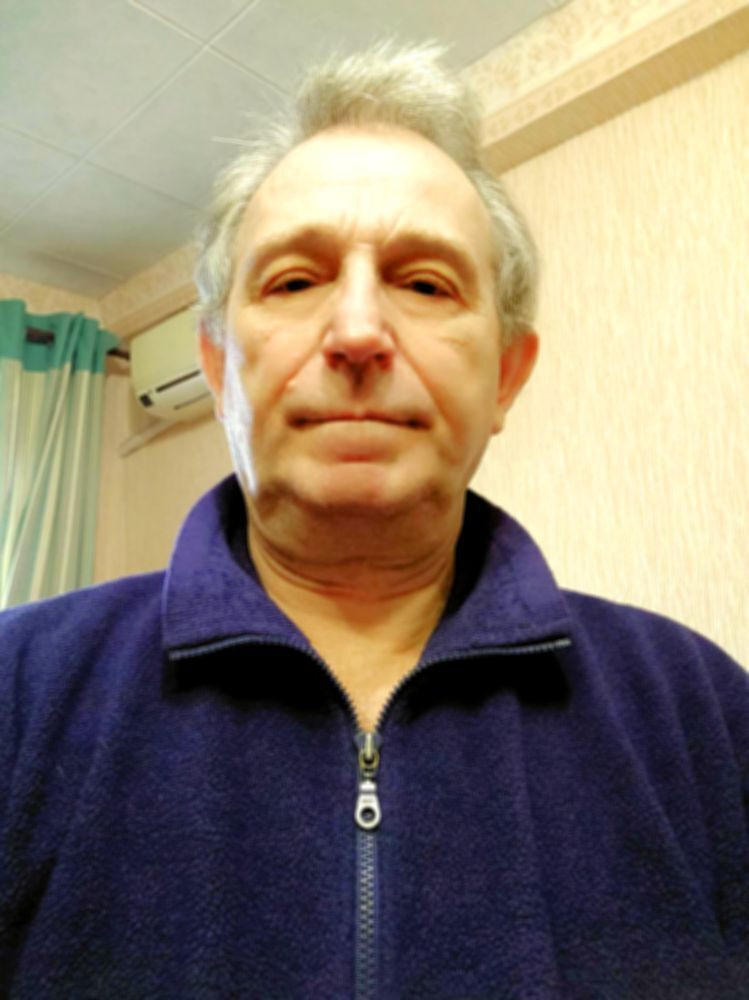  22826508  Anatoly, 71 ,    