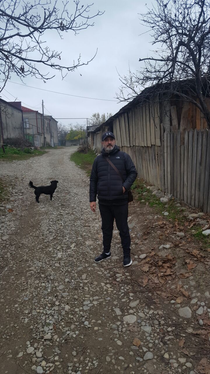  42399088  , 57 ,    