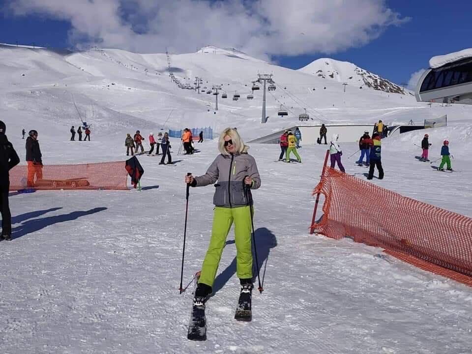  Barcelona,   armlitta, 49 ,   ,   , c , 
