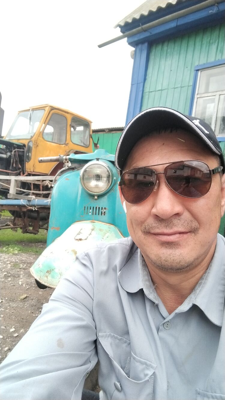  44802558  , 39 ,    