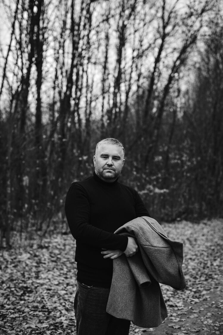  54693828  , 38 ,    -