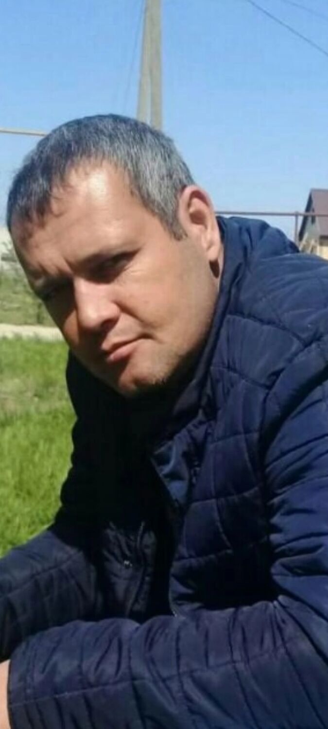  ,   Amir, 46 ,   ,   , c 