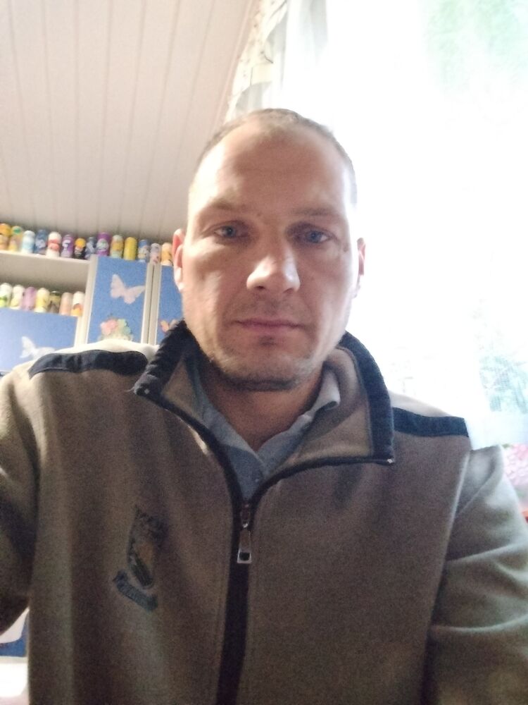  53210868  , 37 ,    