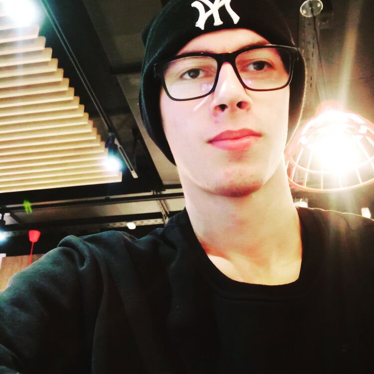 ���� 28747698 ����� �����, 23 ����, ���� ���������� � �����