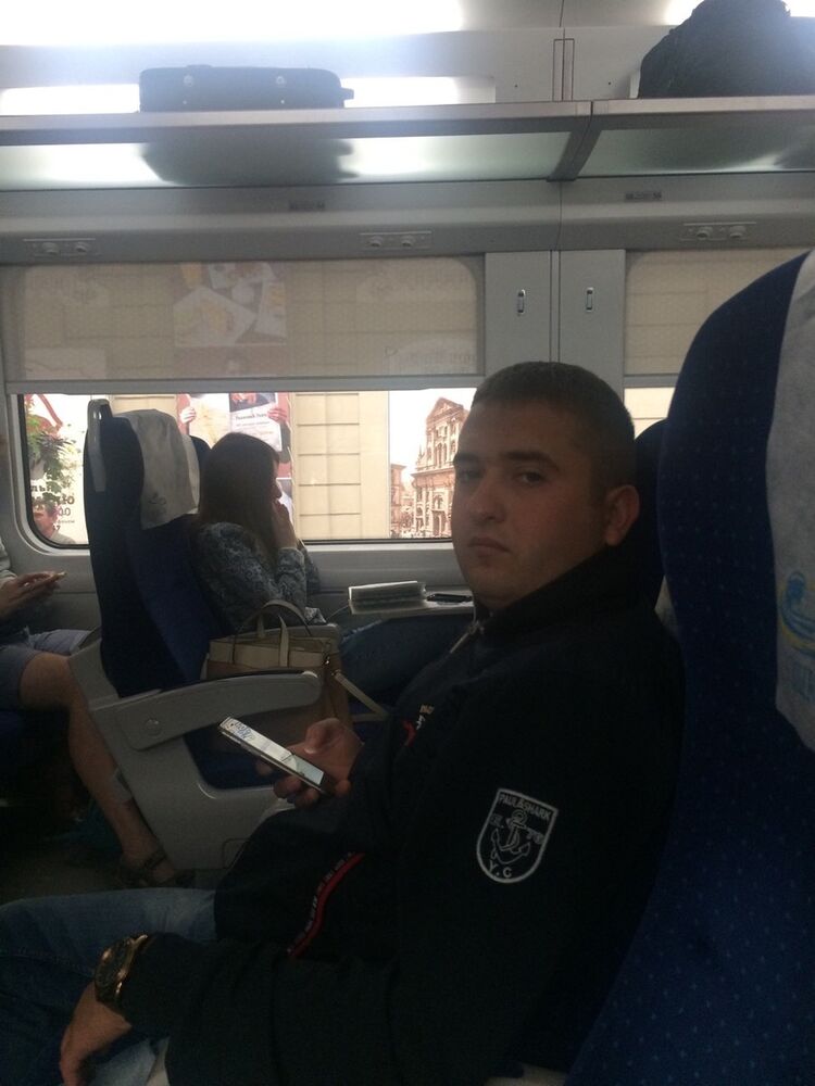  8299478  Vadim, 37 ,    