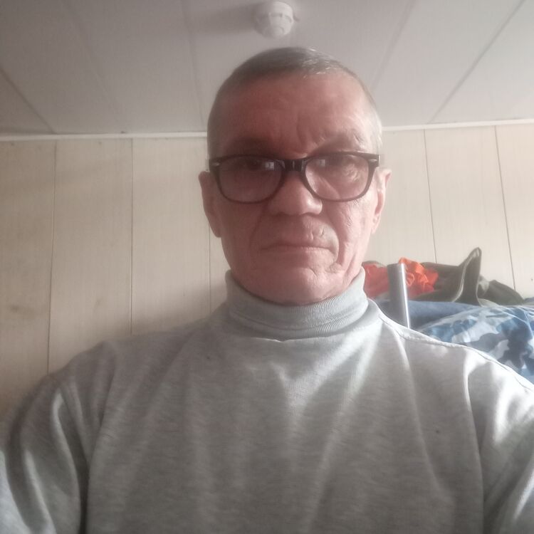  48061598  , 51 ,    