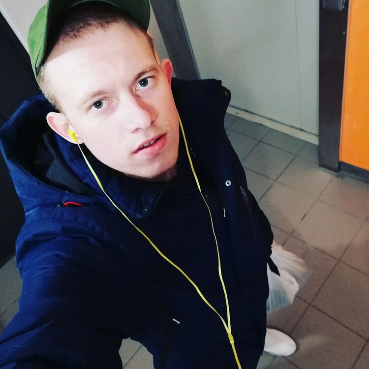  ,   Anton, 28 ,   ,   , c , 