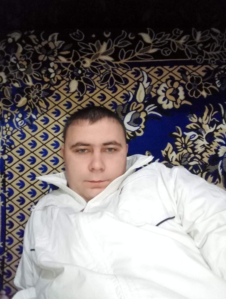  ,   Andrei, 33 ,   