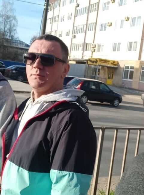  34016748  Dan, 35 ,    