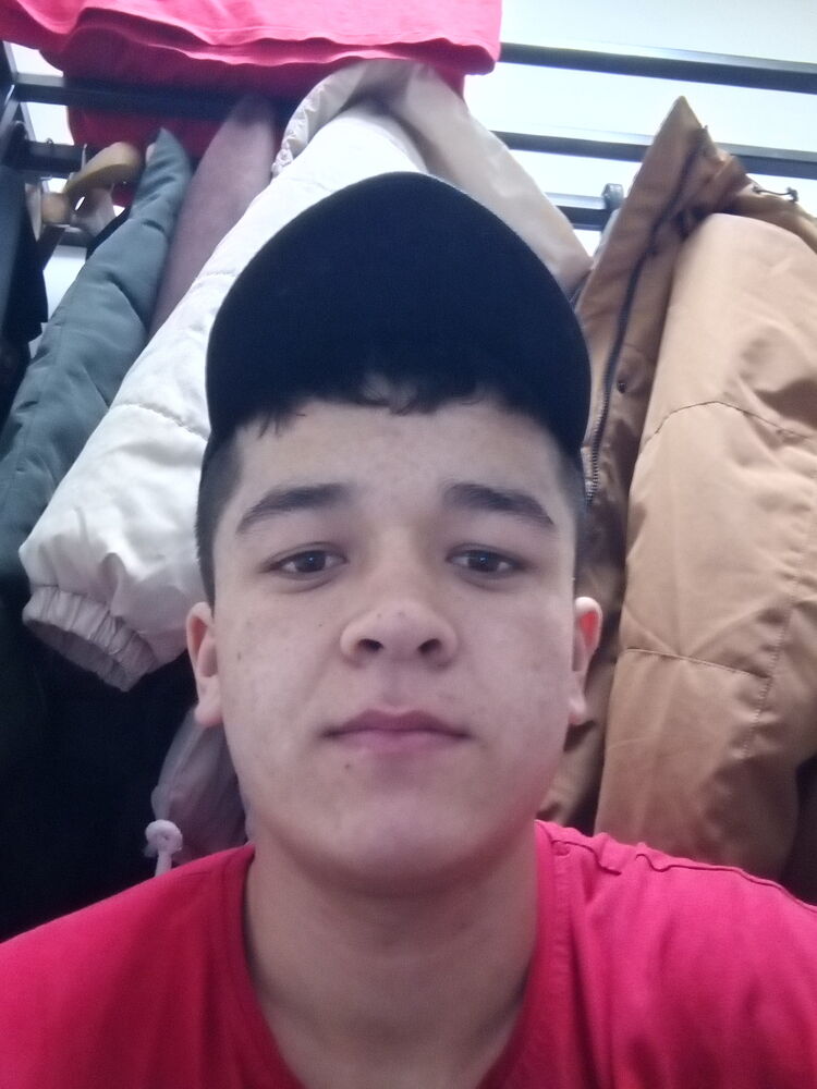  34346158  Imomnazar, 20 ,    