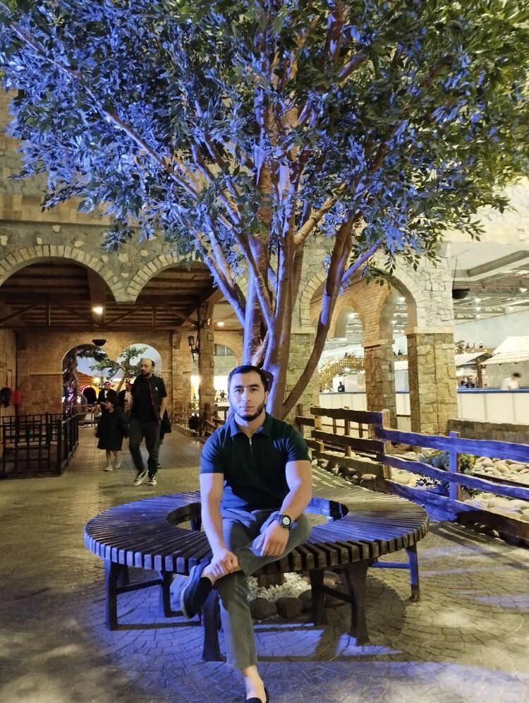  42305898  , 30 ,    