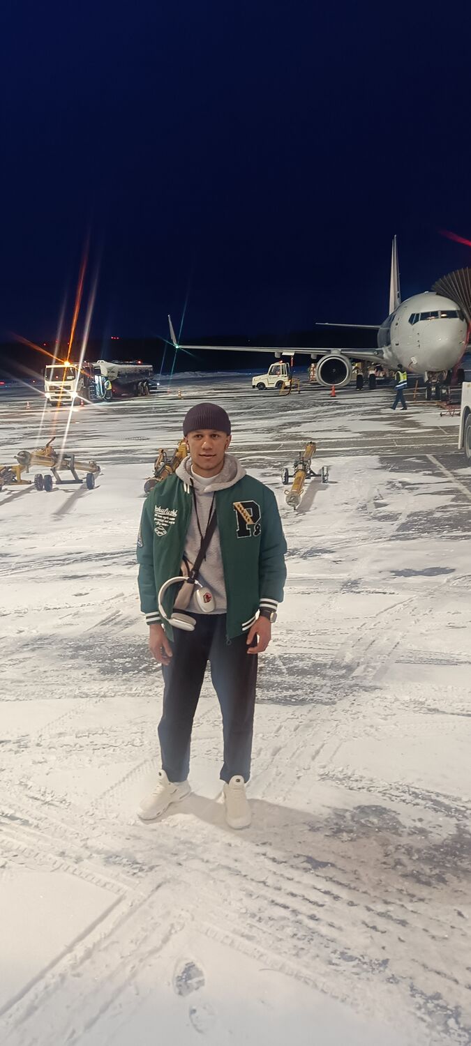  41973358  Shodi, 25 ,    