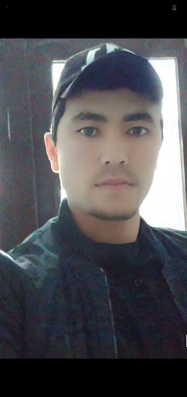  46177878  Erik, 33 ,    