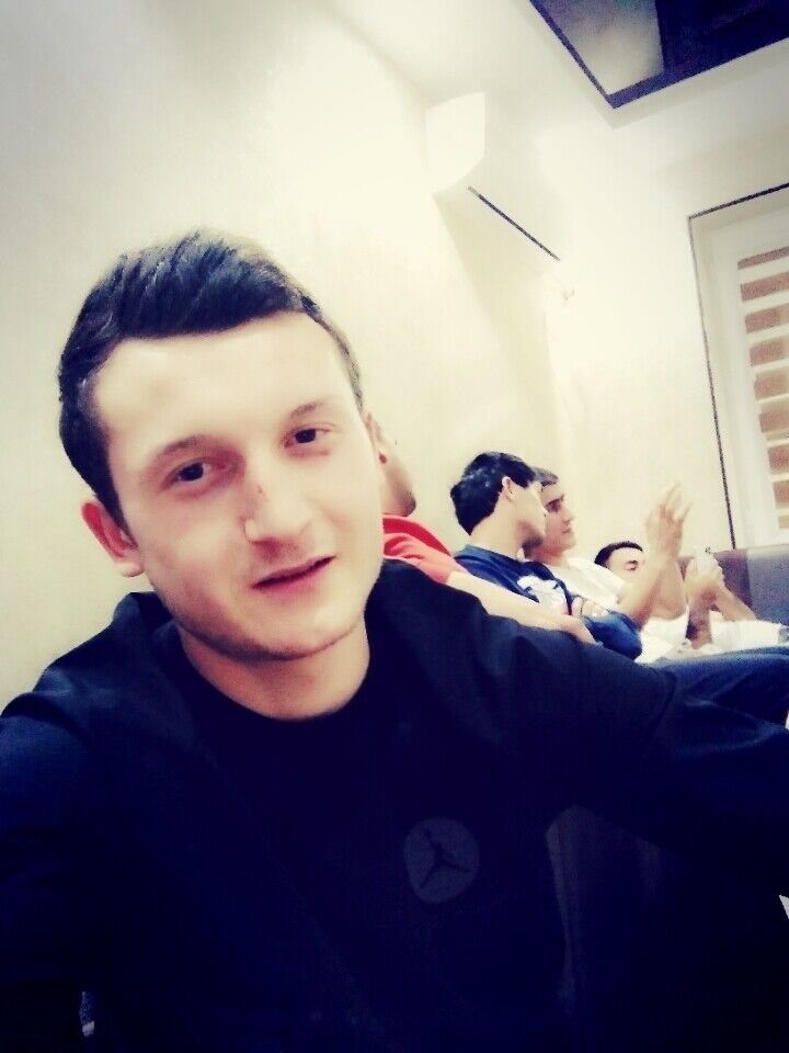  ,   Xuligan, 31 ,   ,   , c 