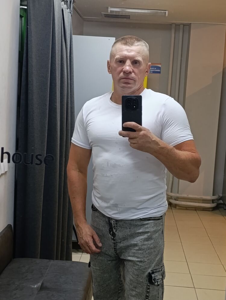  52781338  , 46 ,    