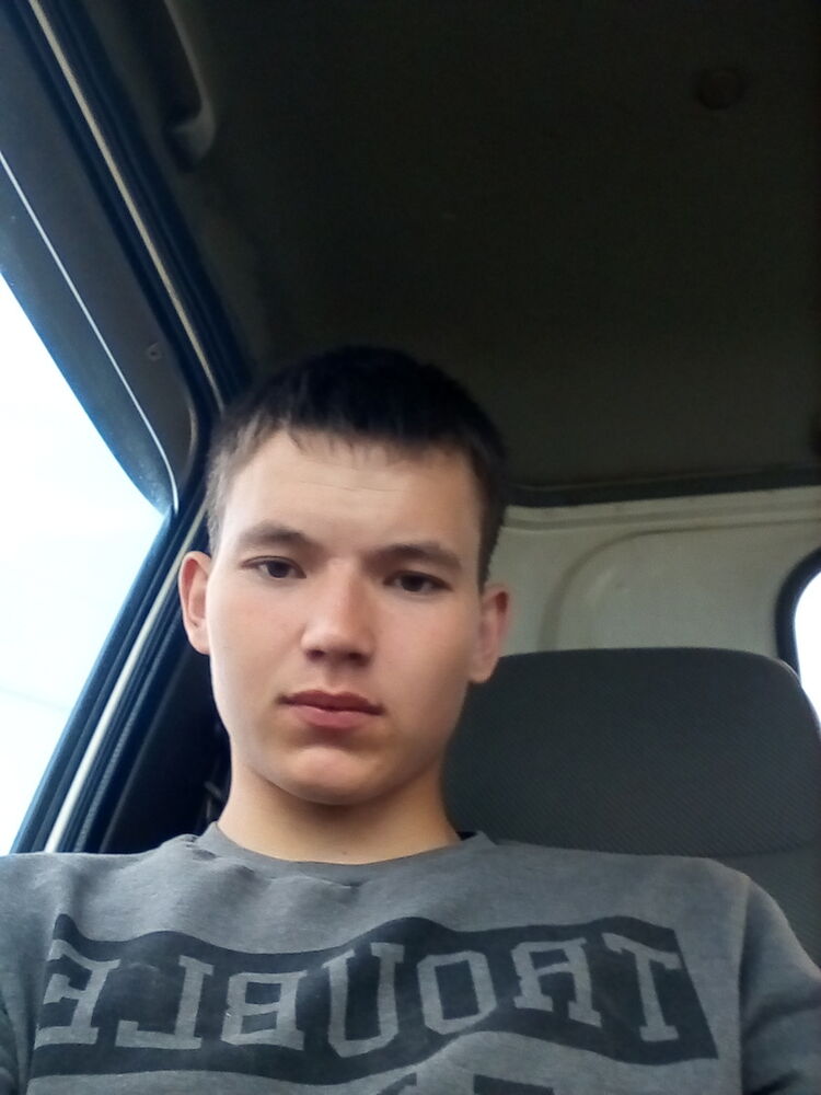  16187598  Vladimir, 27 ,    