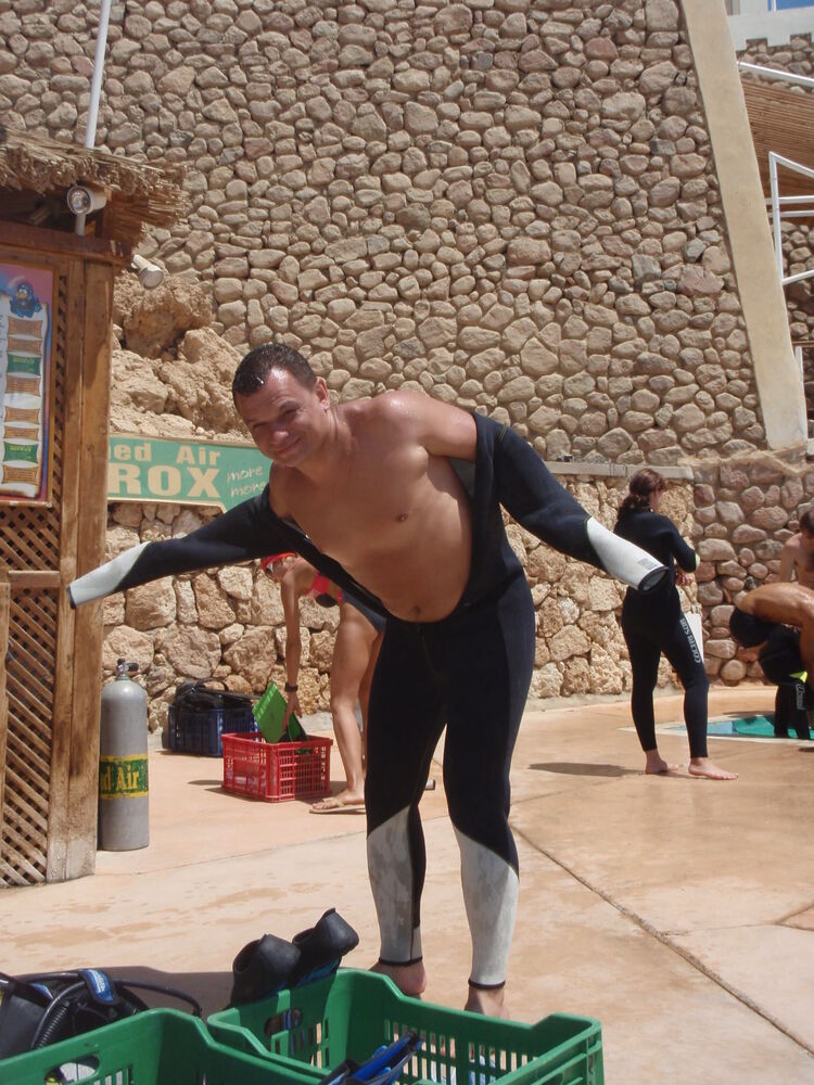  53848008  , 44 ,    ٸ