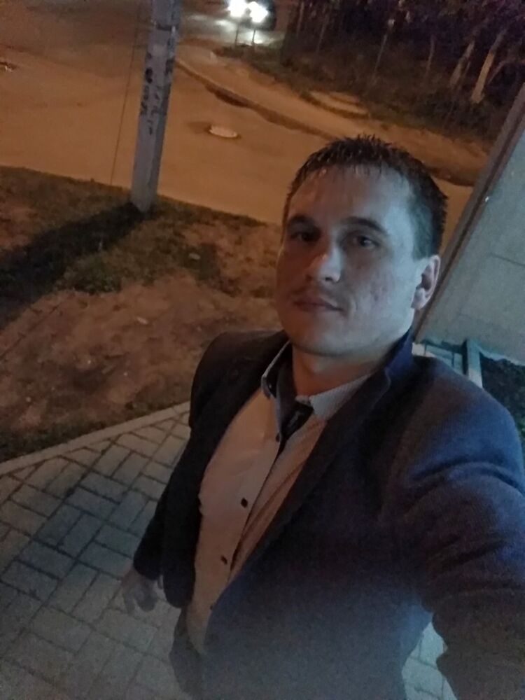  10224808  , 35 ,    