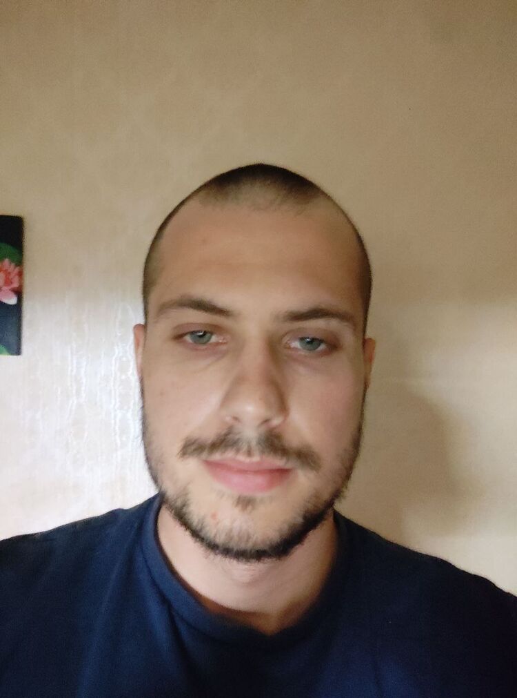  47465678  Ivan, 32 ,    Charenton-Le-Pont