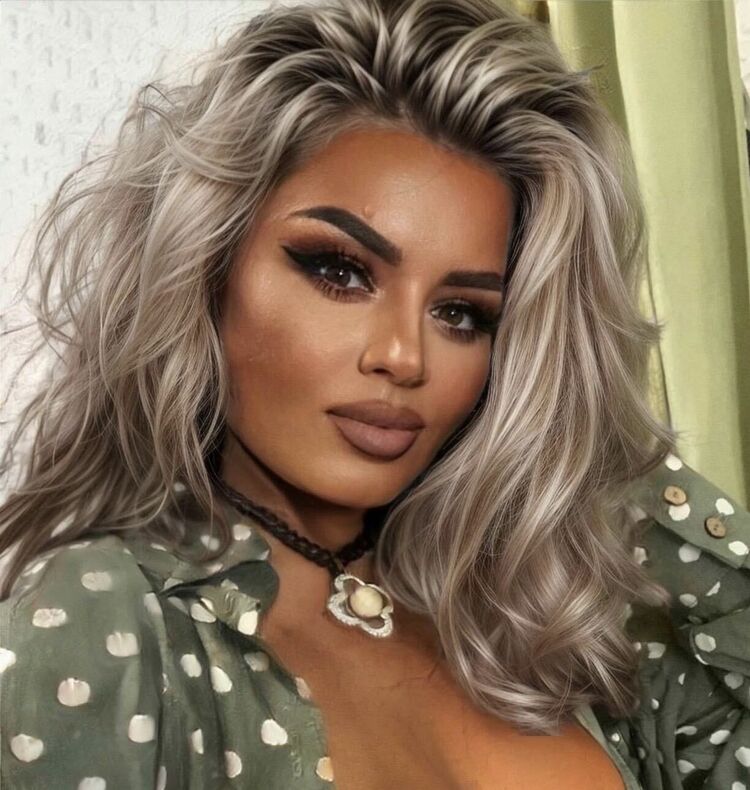  ,   Yana, 35 ,   c 