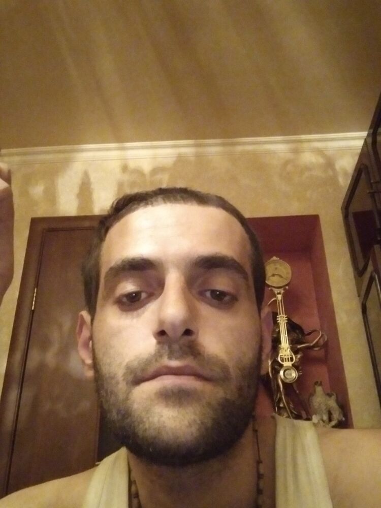  19808618  , 37 ,    