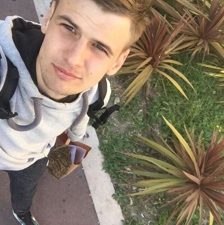  15023598  Igor, 25 ,    