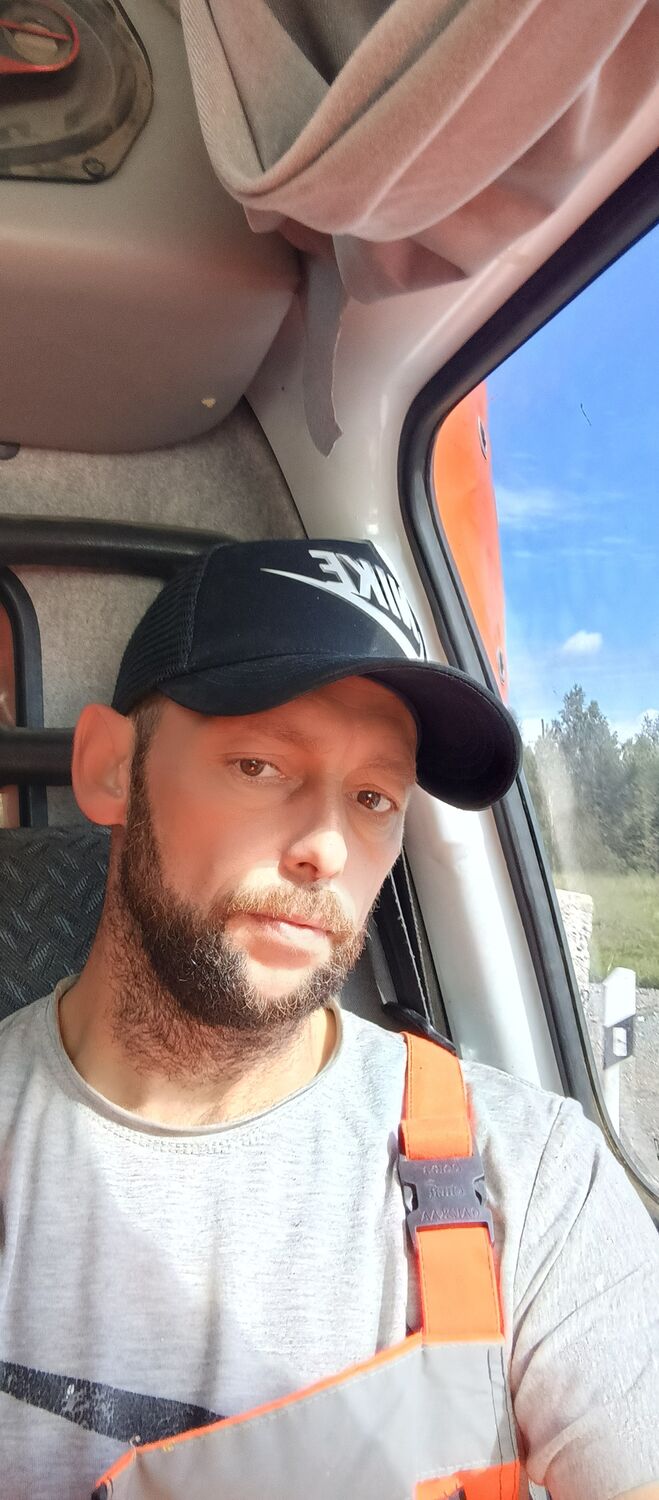 46478588  , 41 ,    