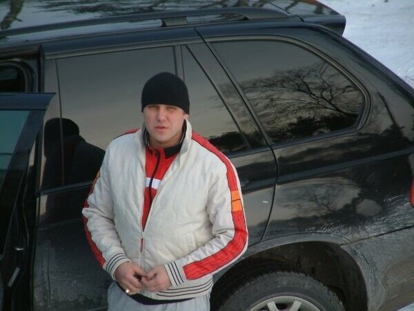  20116638  Maks, 47 ,    