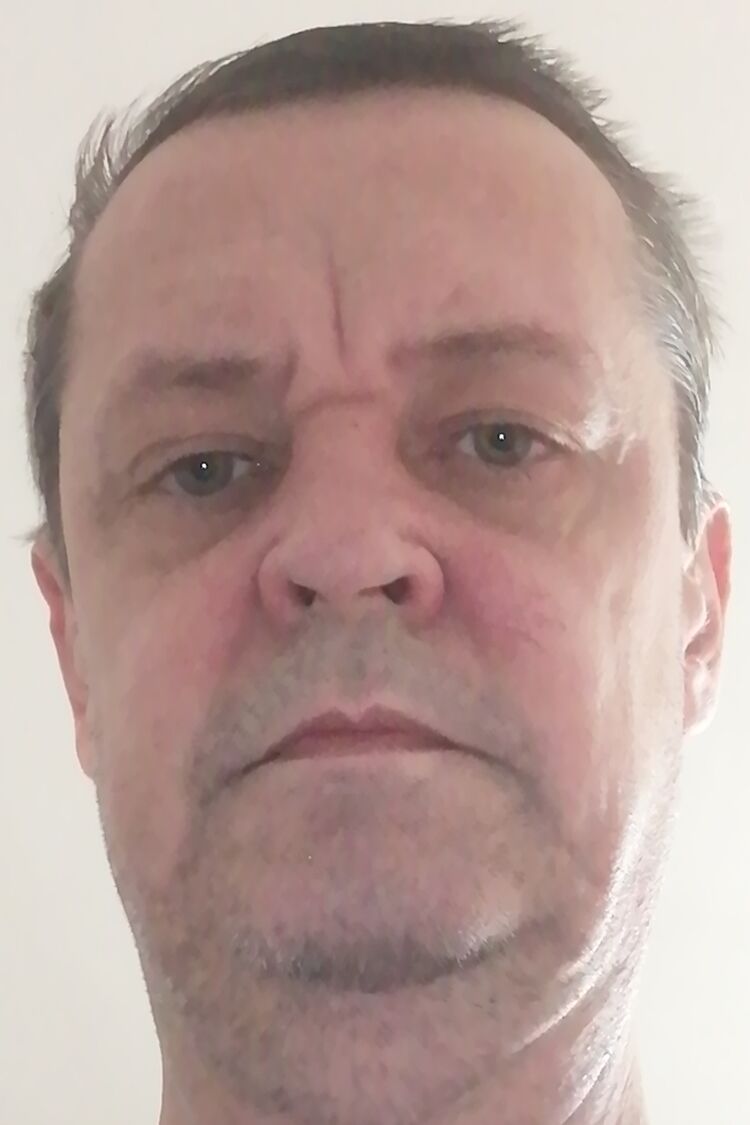  52679678  Alexander, 54 ,    