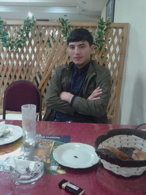  ,   Rovshan, 33 ,   