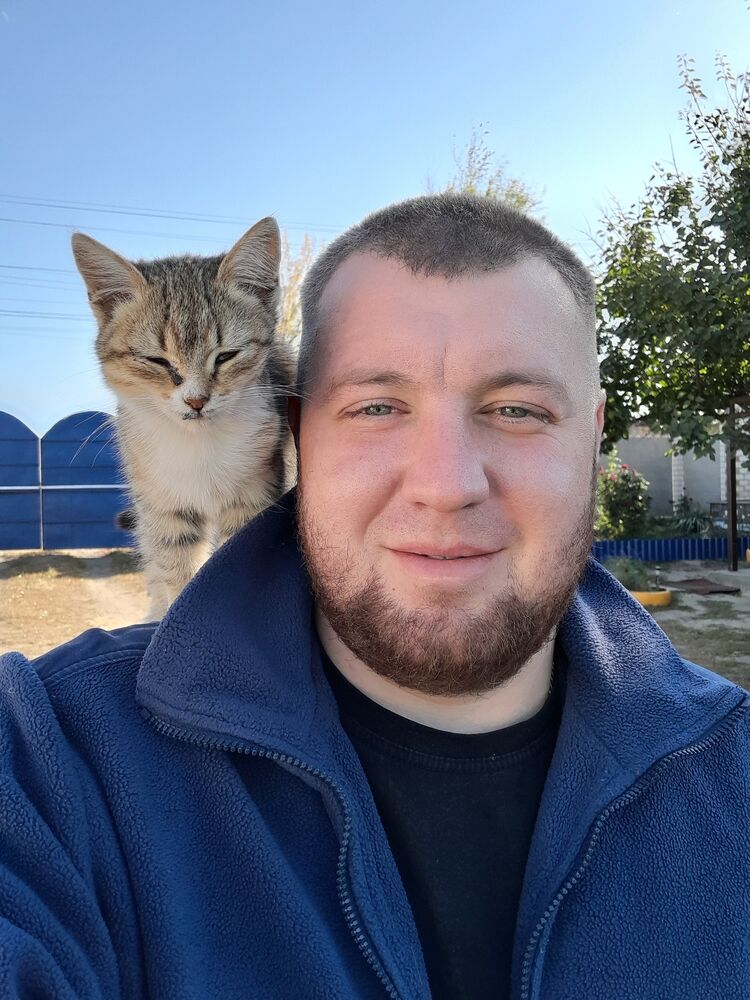  54561978  Alexander, 29 ,    