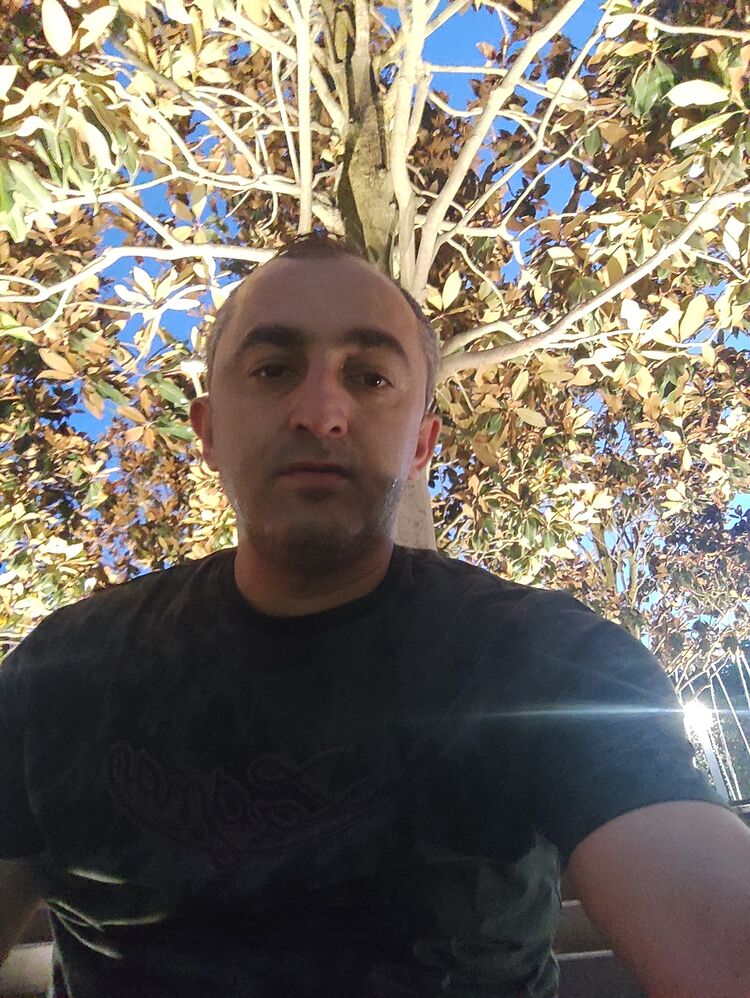  52576018  Erkin Akar, 39 ,    
