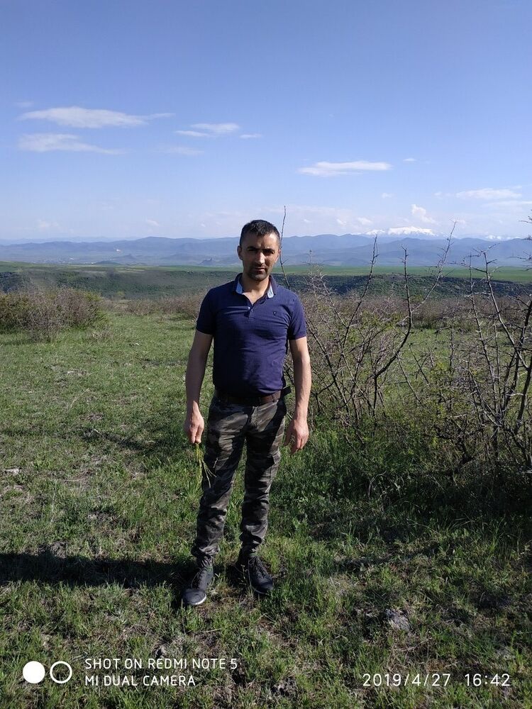  15979278  Nurlan, 42 ,    
