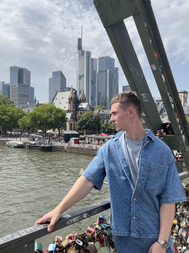  ,   , 18 ,   ,   