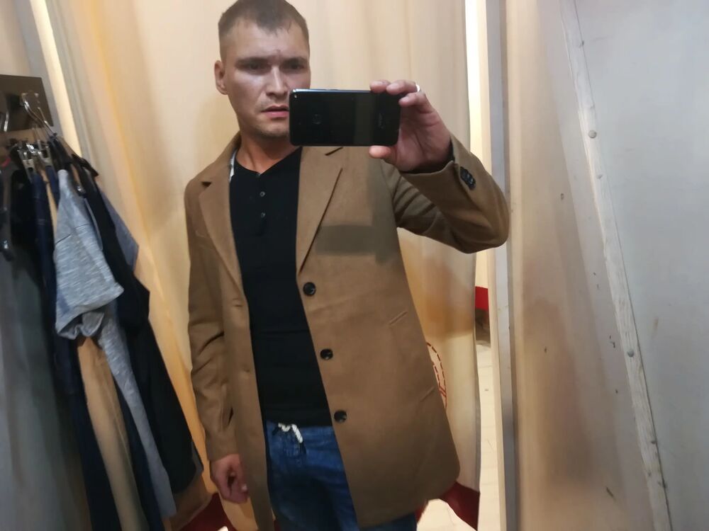  31498848  Pavel, 34 ,    