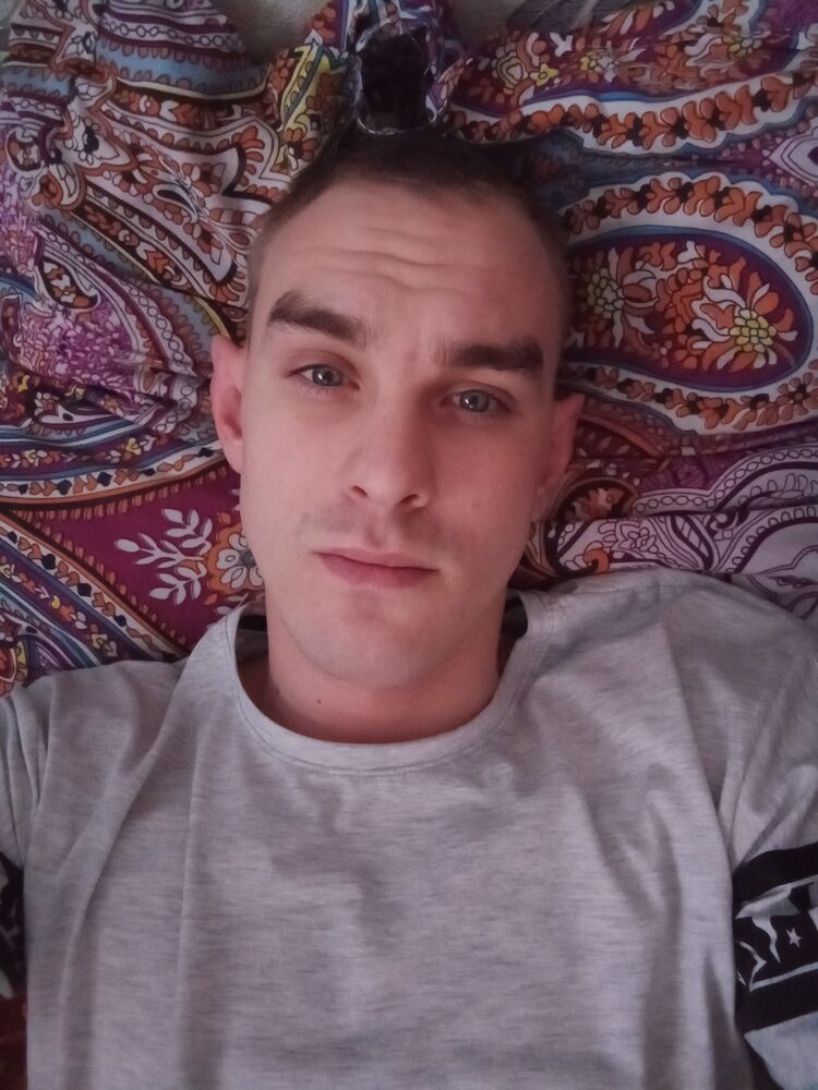  ,   Oleg, 27 ,   ,   