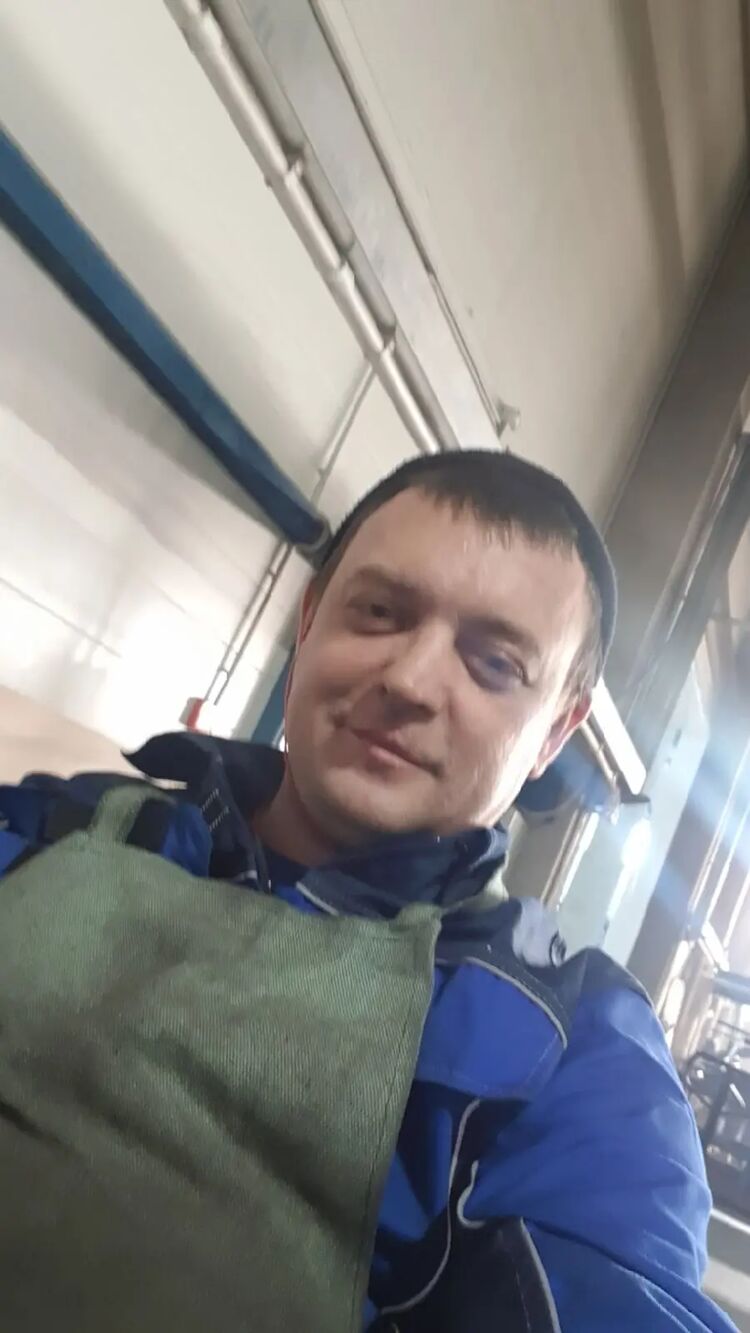  45804198  , 41 ,    
