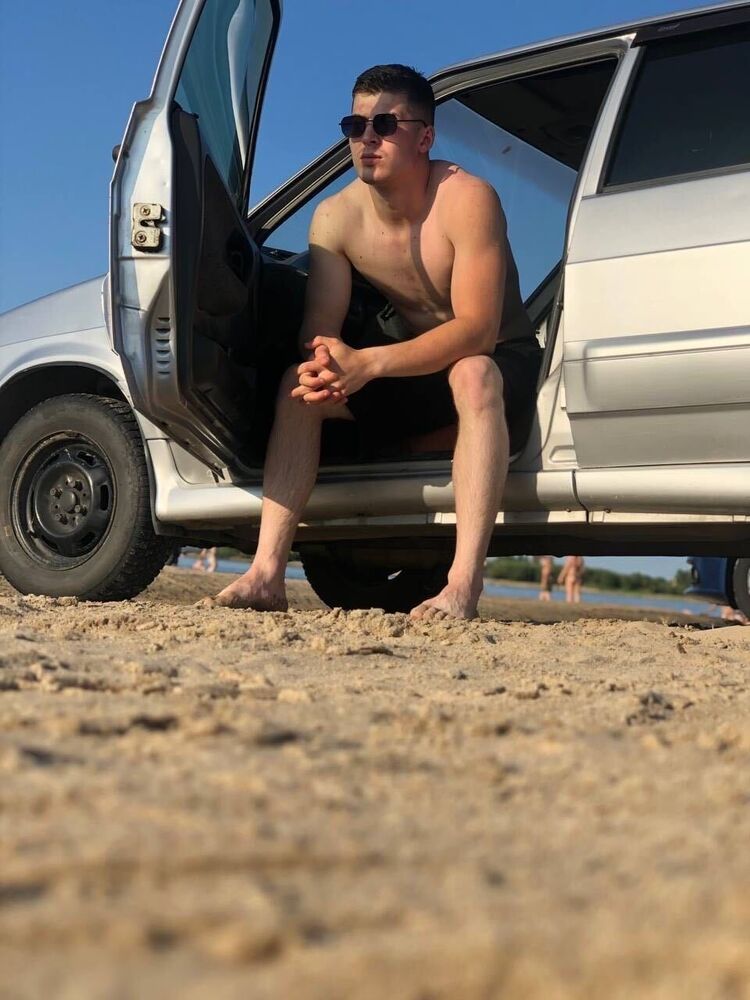  52872658  , 25 ,    