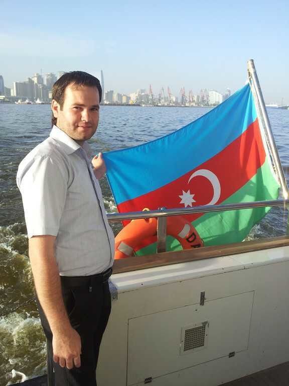  18087298  Ruslan, 37 ,    