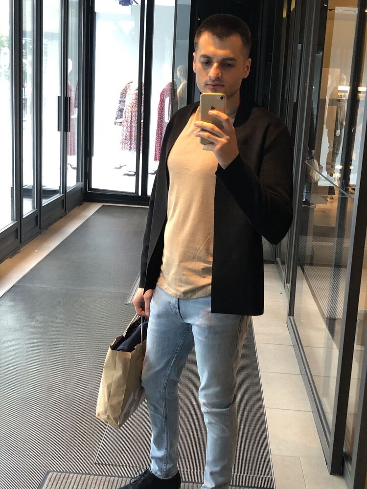  46201558  , 31 ,    