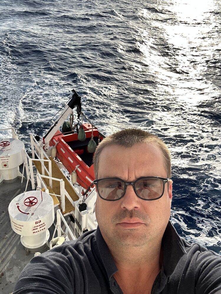 ���� 55655238 ������� ���, 37 ���, ���� ���������� � �����������