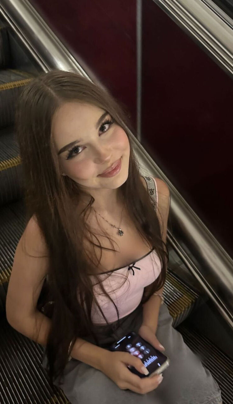  53355628  , 23 ,    